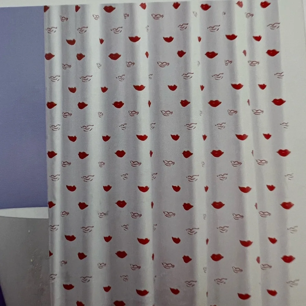 NWT Target Room Essentials 72